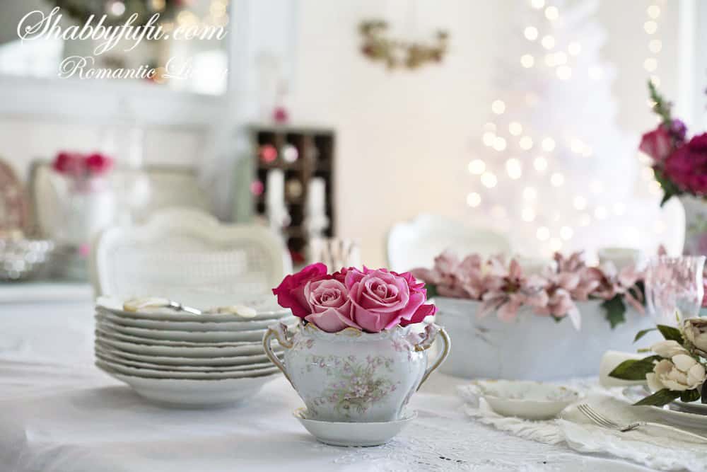 Decorating With Flowers For Christmas…Stretching The Budget
