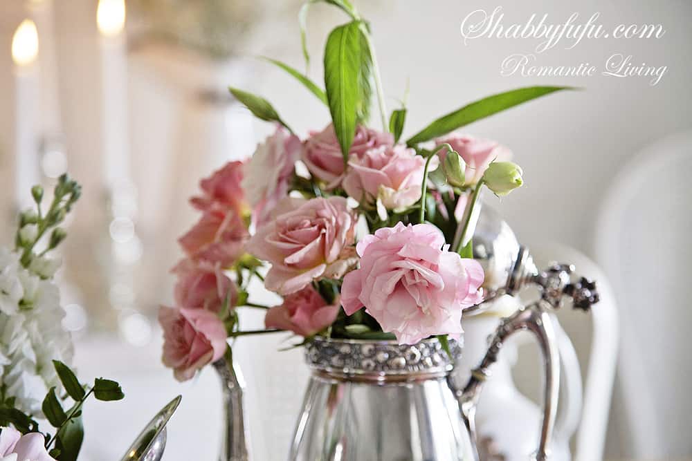 pretty fall decorating ideas with blush pink and silver