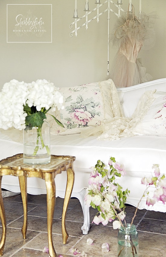 mix and match throw pillows with your furniture choices to add a touch of elegance and shabby chic style.