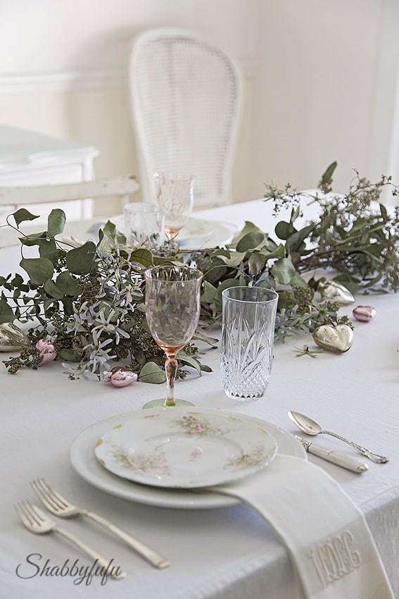 eucalyptus table garland with dried flowers