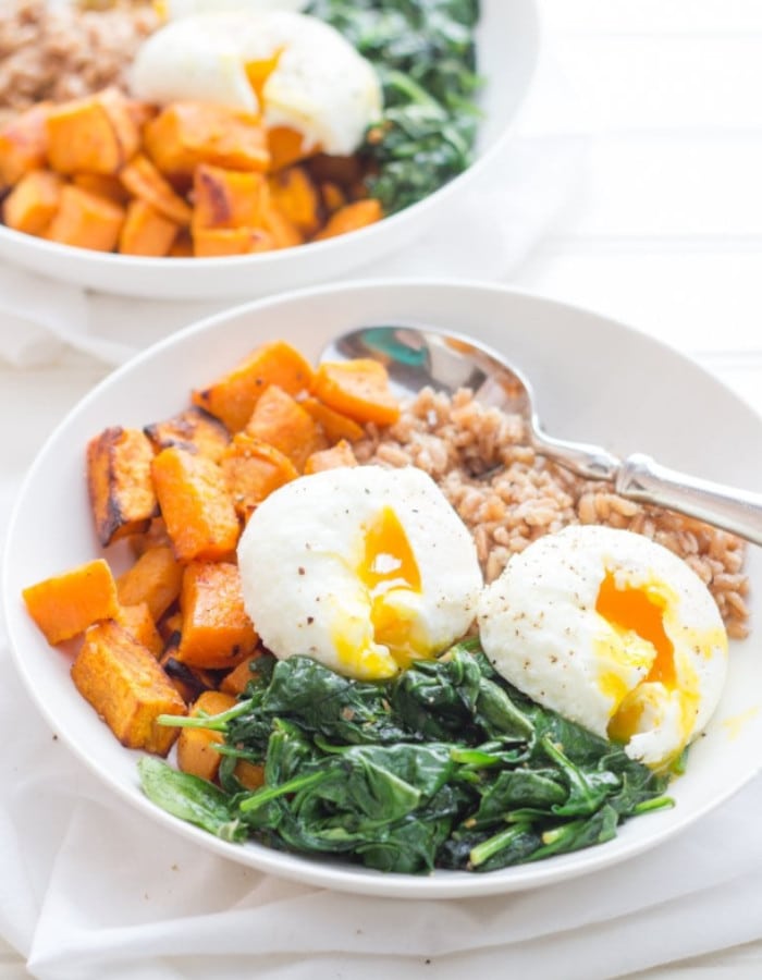 curried sweet potato healthy breakfast bowls