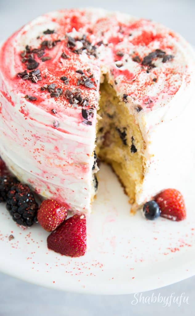 chantilly cake with cacoa and berries