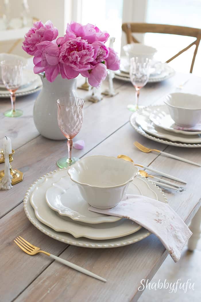 Practical Table Setting Ideas For Sizable Results - shabbyfufu.com