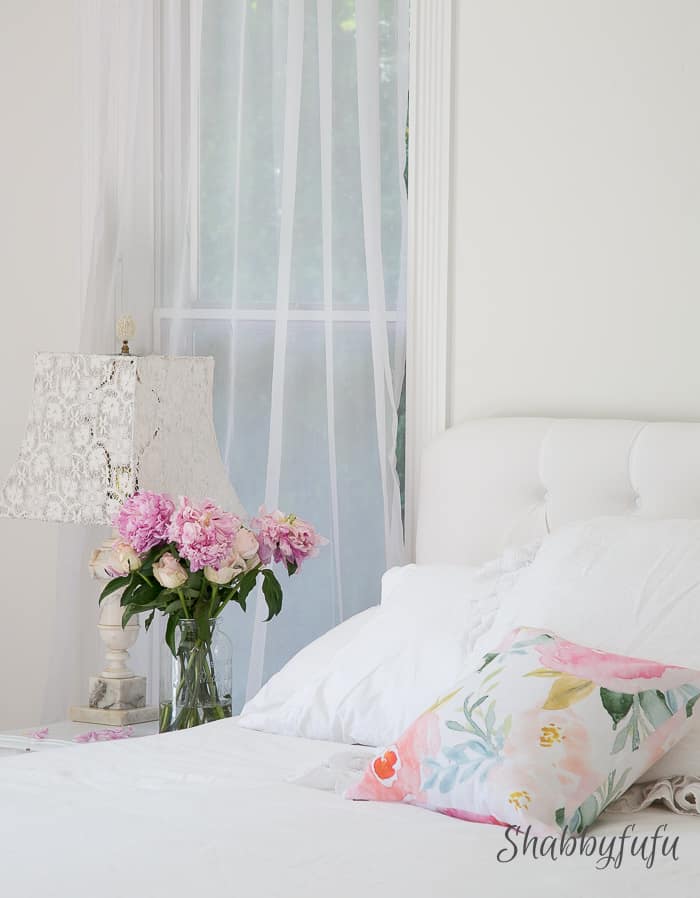 curtains for white bedrooms