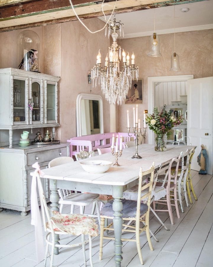 inspiration for how to shop in thrift stores for a beautiful home featuring a shabby chic dining room