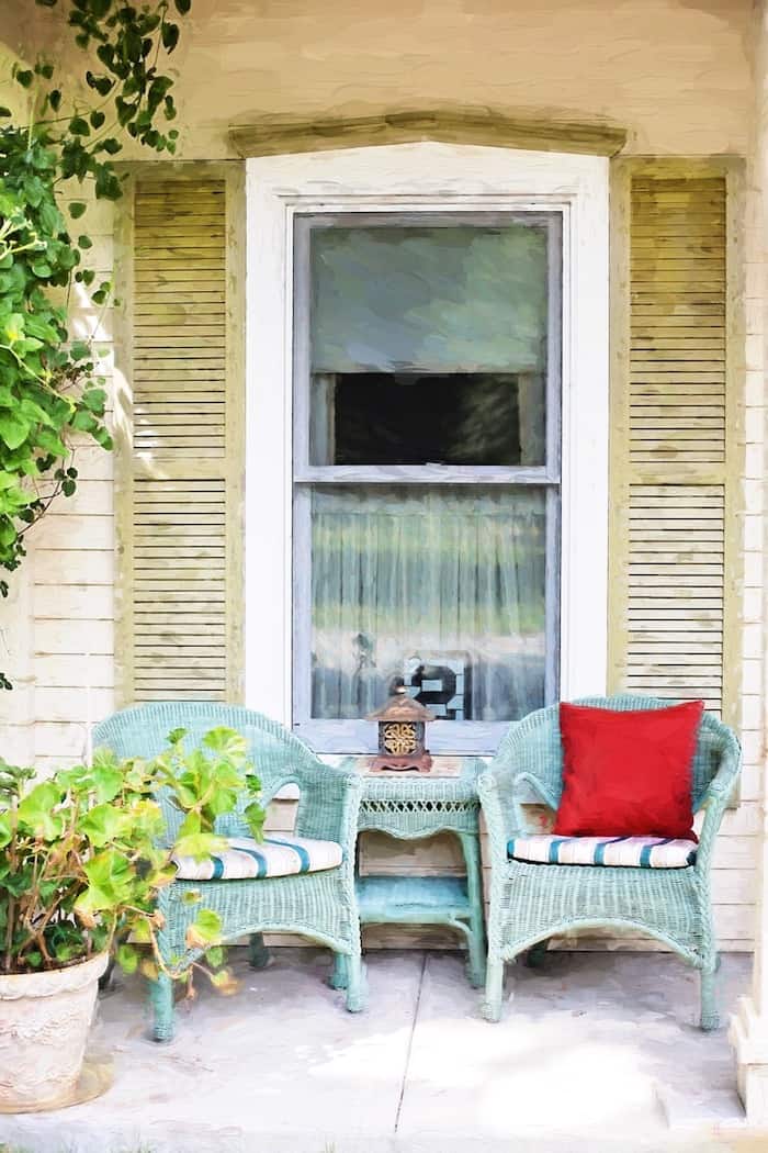 5 Essentials For A Practical And Delightful Porch