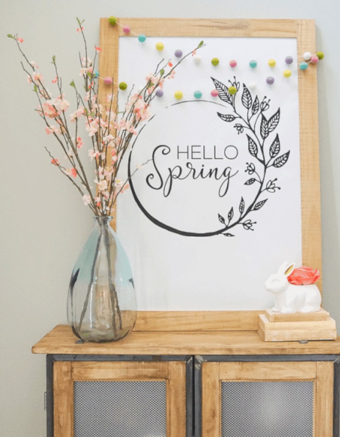 Wordwall spring. Spring надпись. Hello Spring. Надписи декор Spring. Hello Spring мелом.