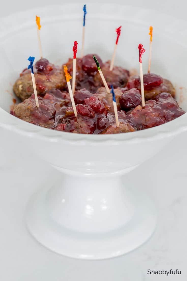 cranberry meatballs with chili sauce party food