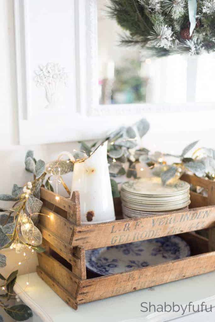 Farmhouse Kitchens Dressed For Christmas