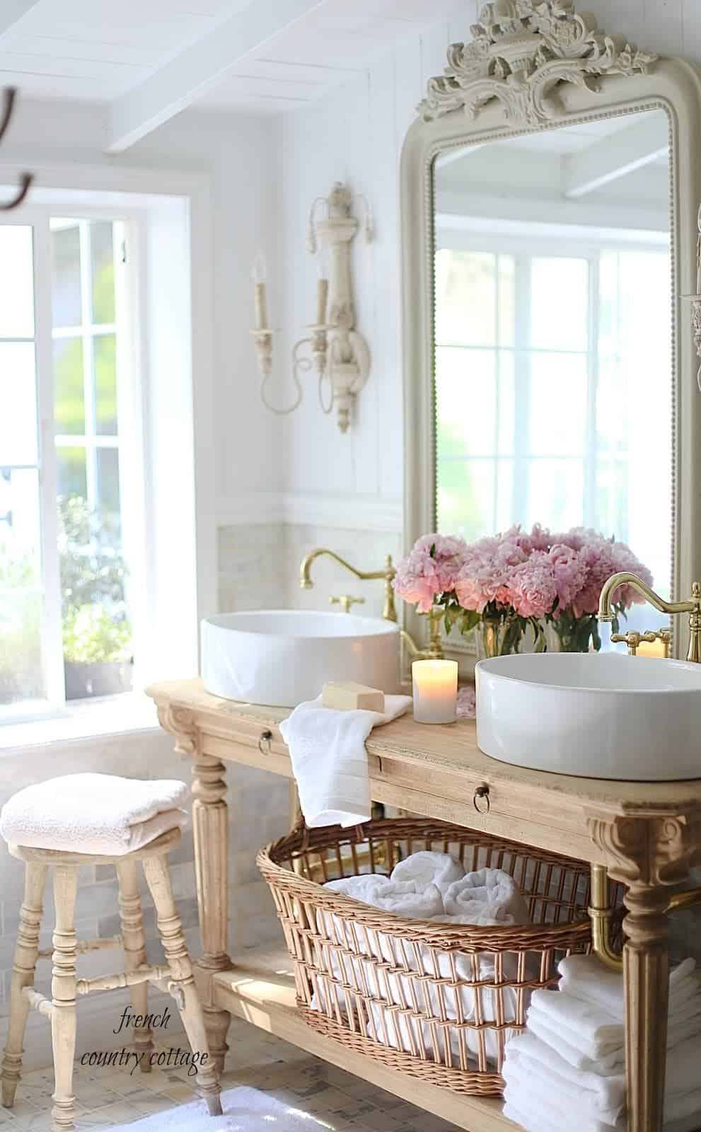 French Country Fridays 70 | A Parisian Rental