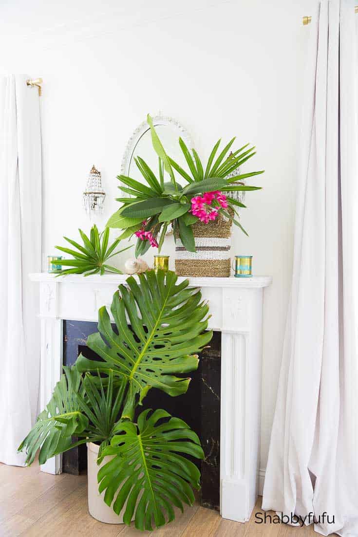 Monstera Leaf & Palm Tree Tropical Mantel