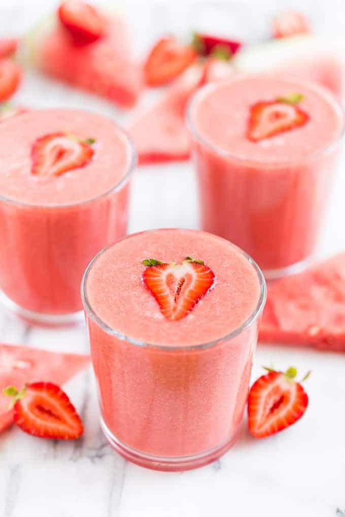 alcohol free summer strawberry drinks 