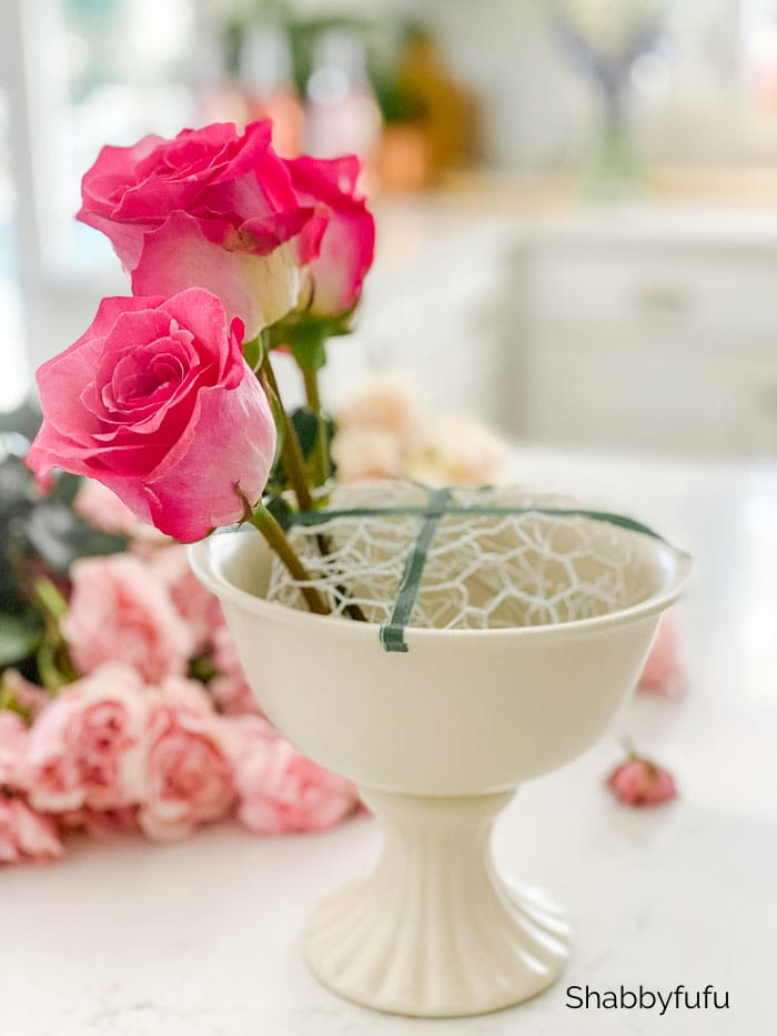 Simple Floral Arranging Tips - Gradient Centerpiece 