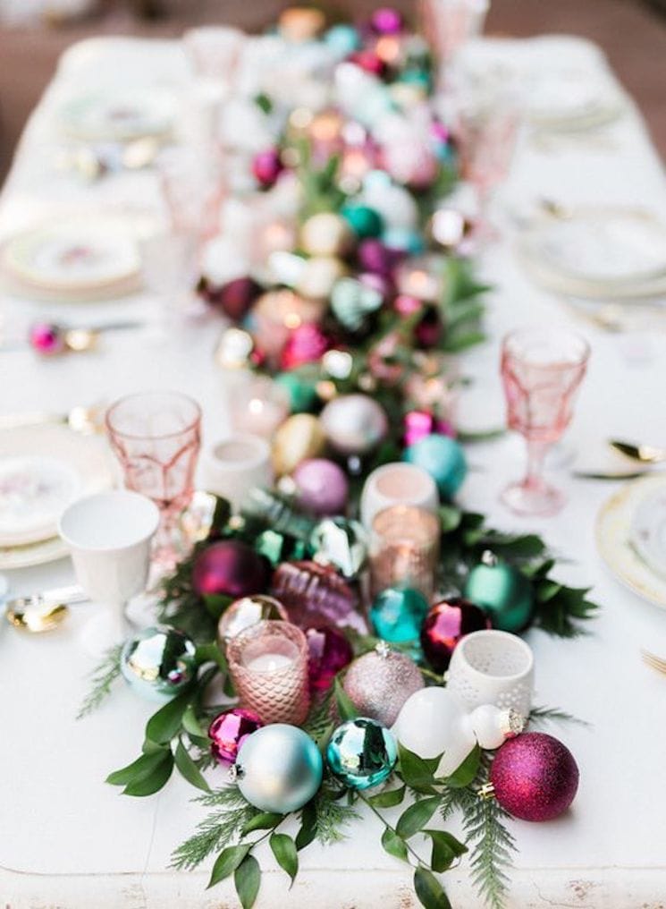 The Style Showcase 108 | 25 Gorgeous Table Setting Ideas For The Holidays