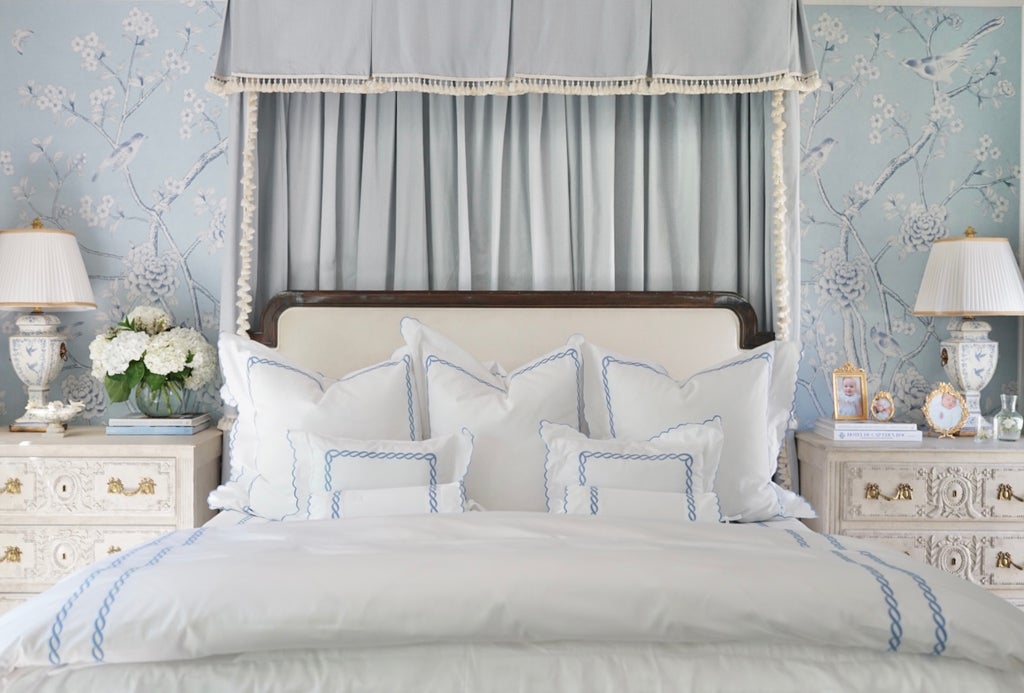 grandmillennial bedroom in blue
