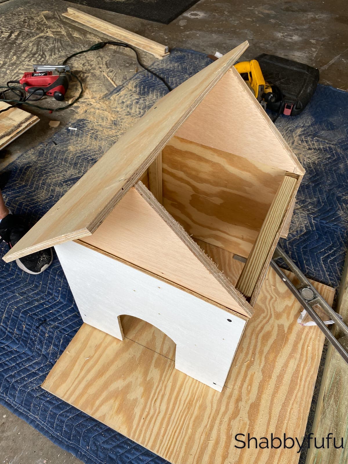 cat house roof