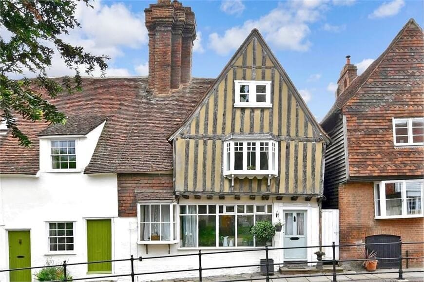 features a charming house in Kent 
