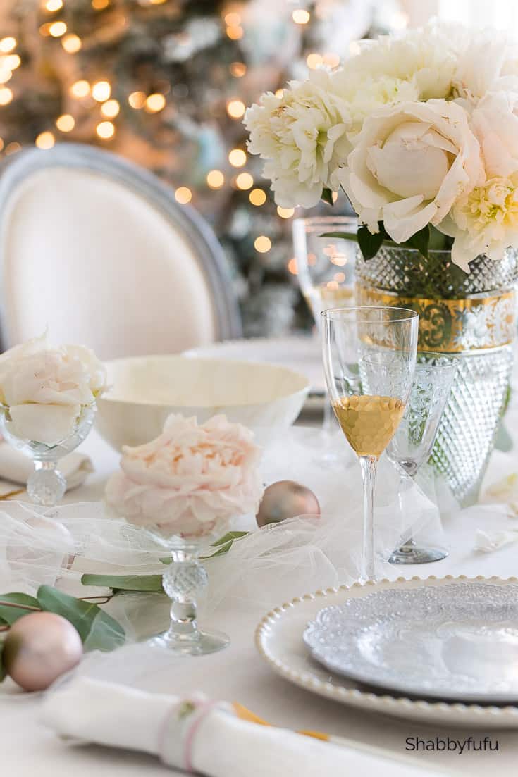 Stylish Table Ideas In White, A Giveaway & French Country Friday 293