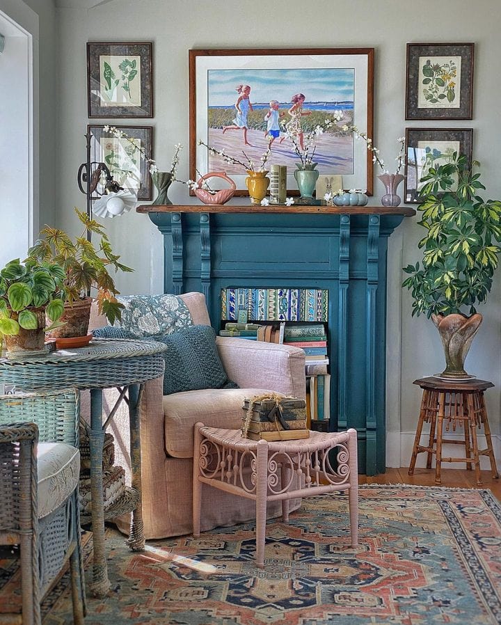 traditional living room with wicker furniture painted in blue and pink. Redecorating your home for free tips and ideas