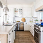inspiration coastal cottage kitchen featuring sisal rug