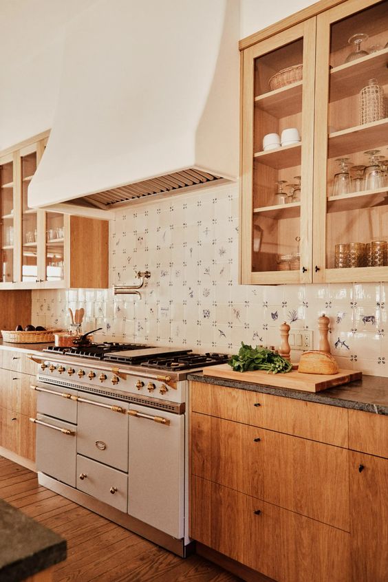 MODERN Kitchen Backsplash Ideas (Contemporary Design Style!)  Modern kitchen  backsplash, Kitchen backsplash designs, Modern kitchen tiles design
