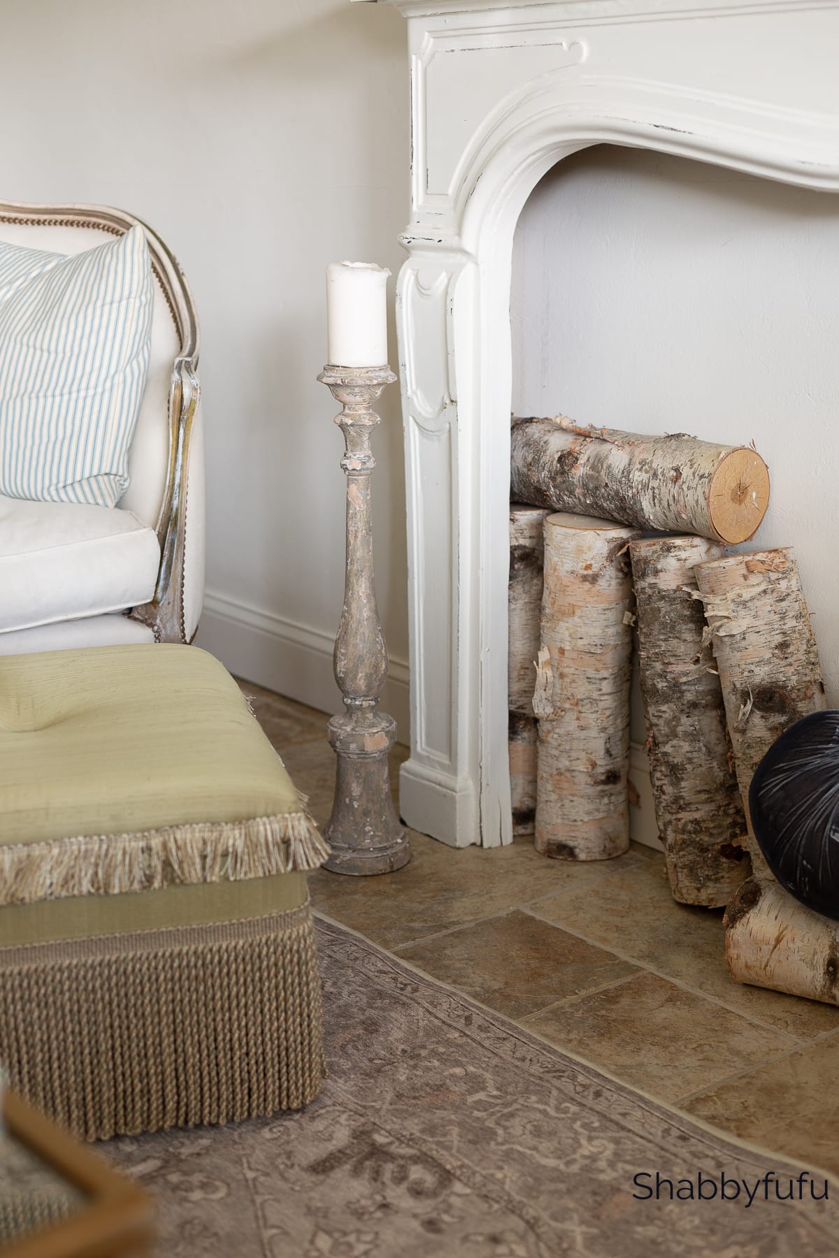fall mantel decorating