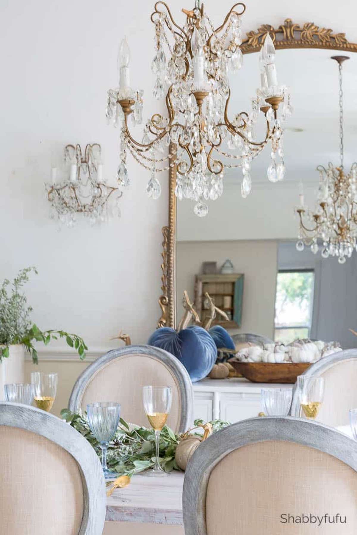 Dining Rooms, A Tudor Home, Beauty Talk & More: French Country Fridays 343