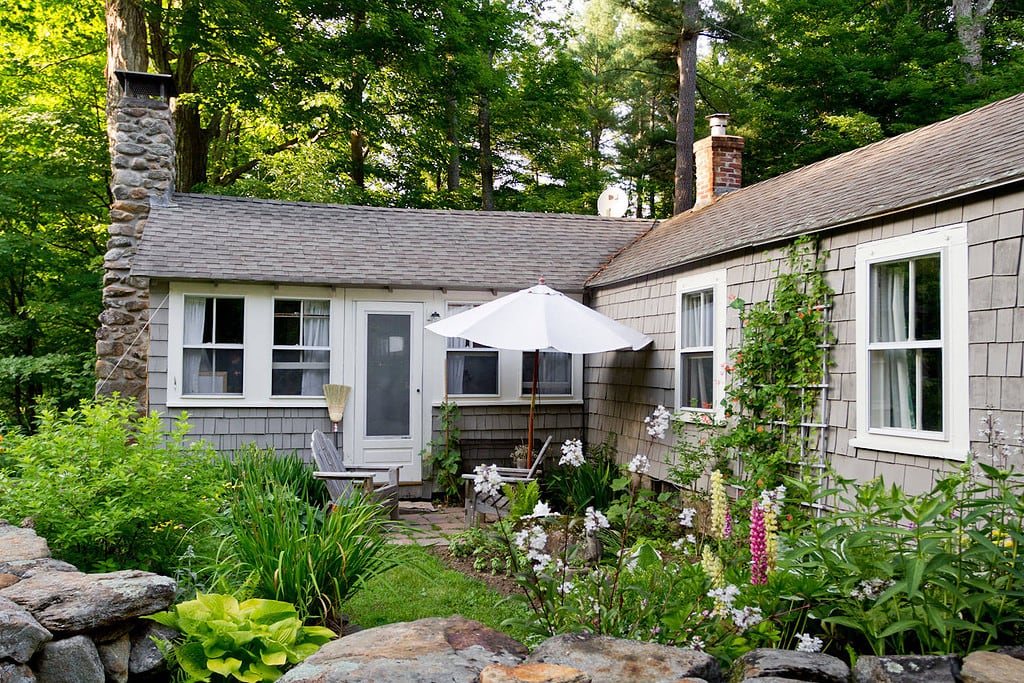 Home Tour - Quaint & Creative New Hampshire Cottage - shabbyfufu.com