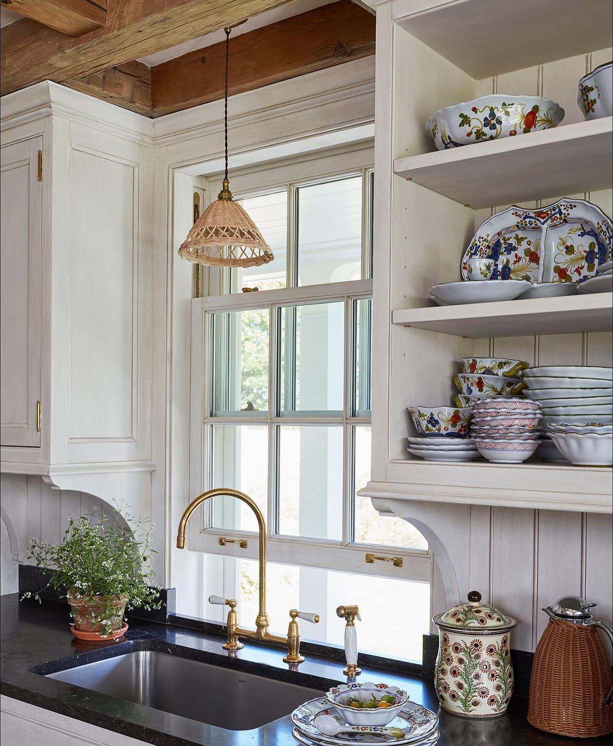 9 Great Cottage-Inspired Kitchens - Fall Decor Ideas - shabbyfufu.com