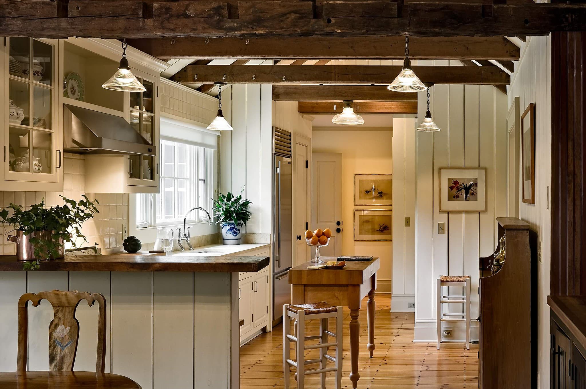 9 Great Cottage-Inspired Kitchens - Fall Decor Ideas - shabbyfufu.com