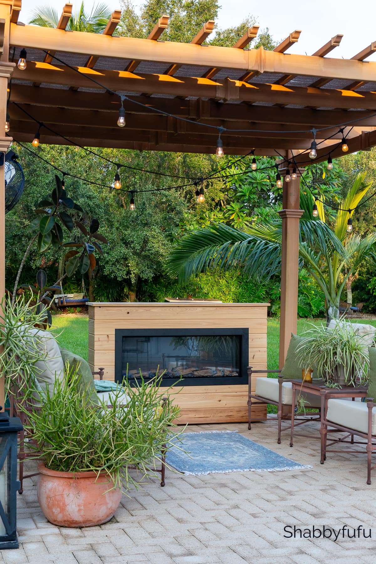 build an outdoor fireplace diy