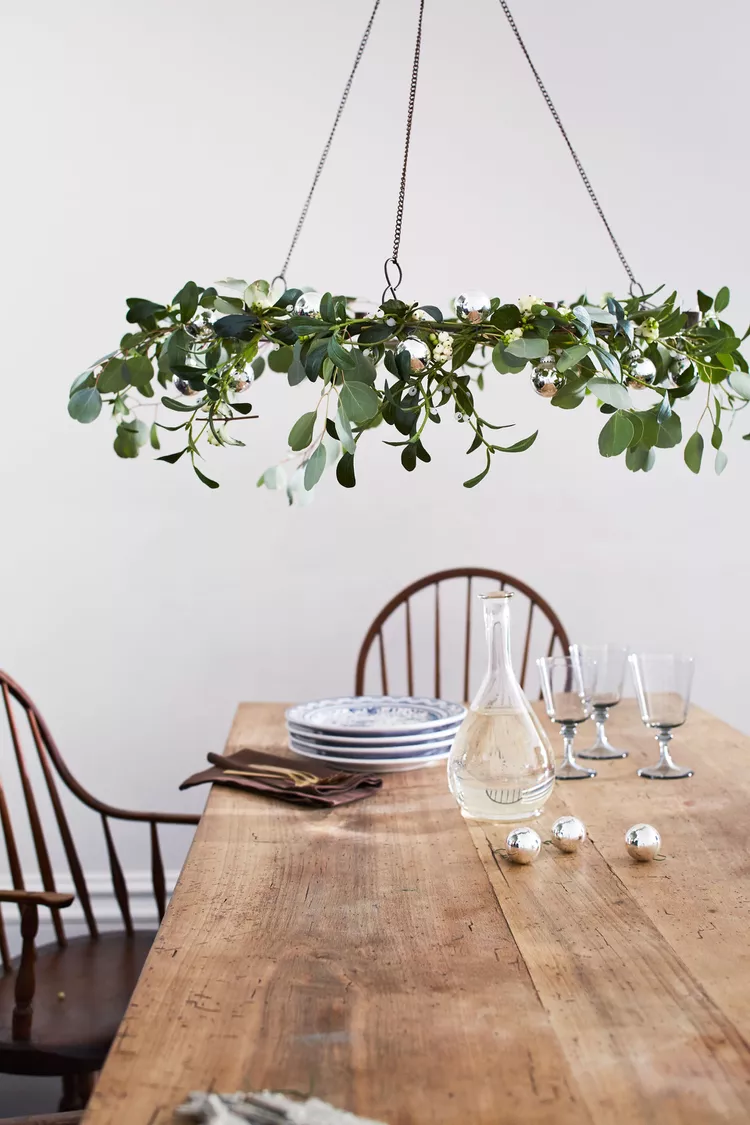 eucalyptus and faux mistletoe chandelier wreath idea 