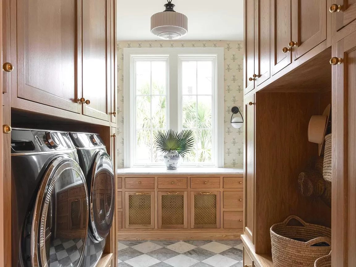 Home tour featuring Charleston Harbor home with traditional laundry room
