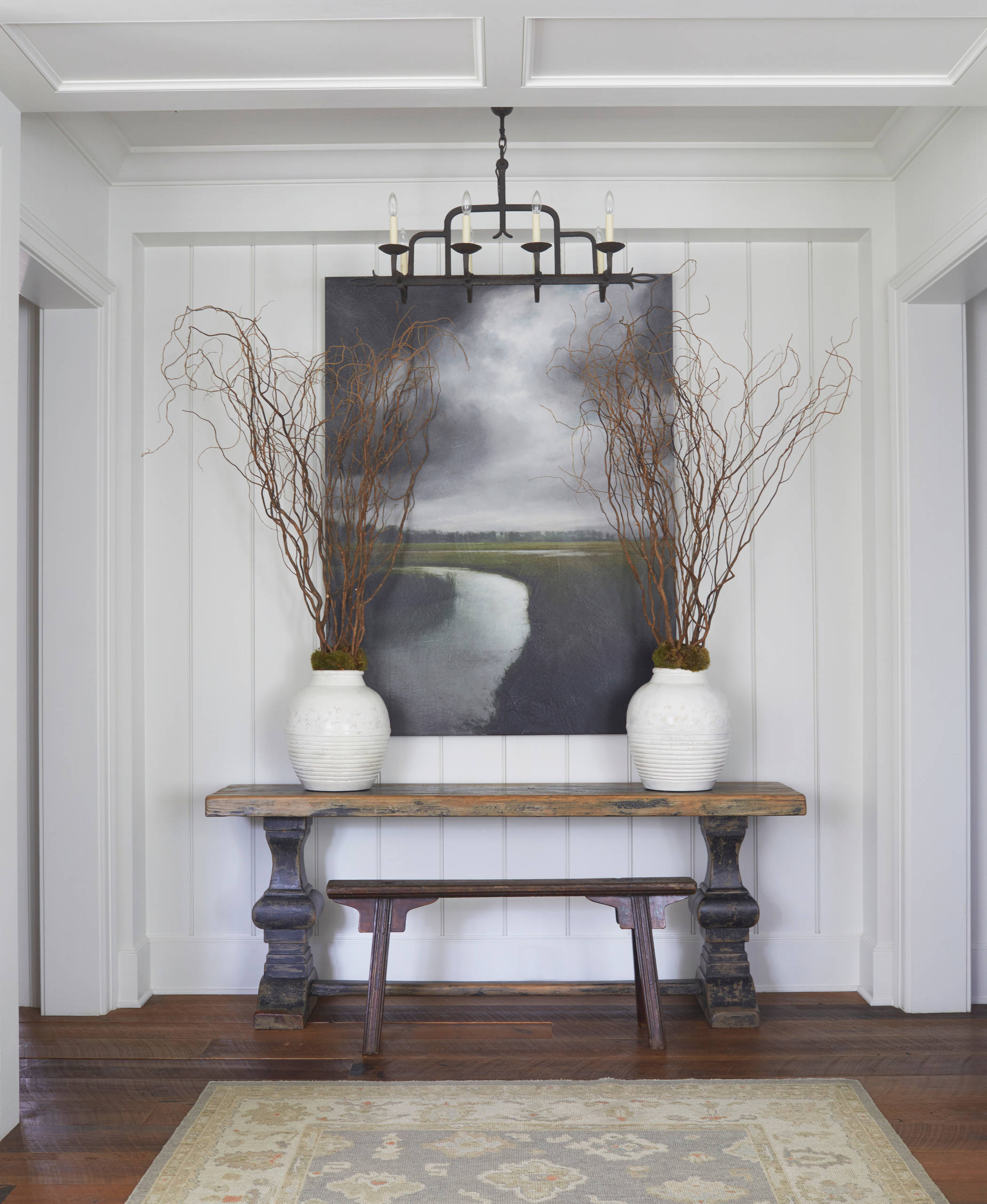 Atlanta Home tour titled "Relaxed Island Life - Coastal Home Tour" with a coastal inspired decor with traditional elements.
