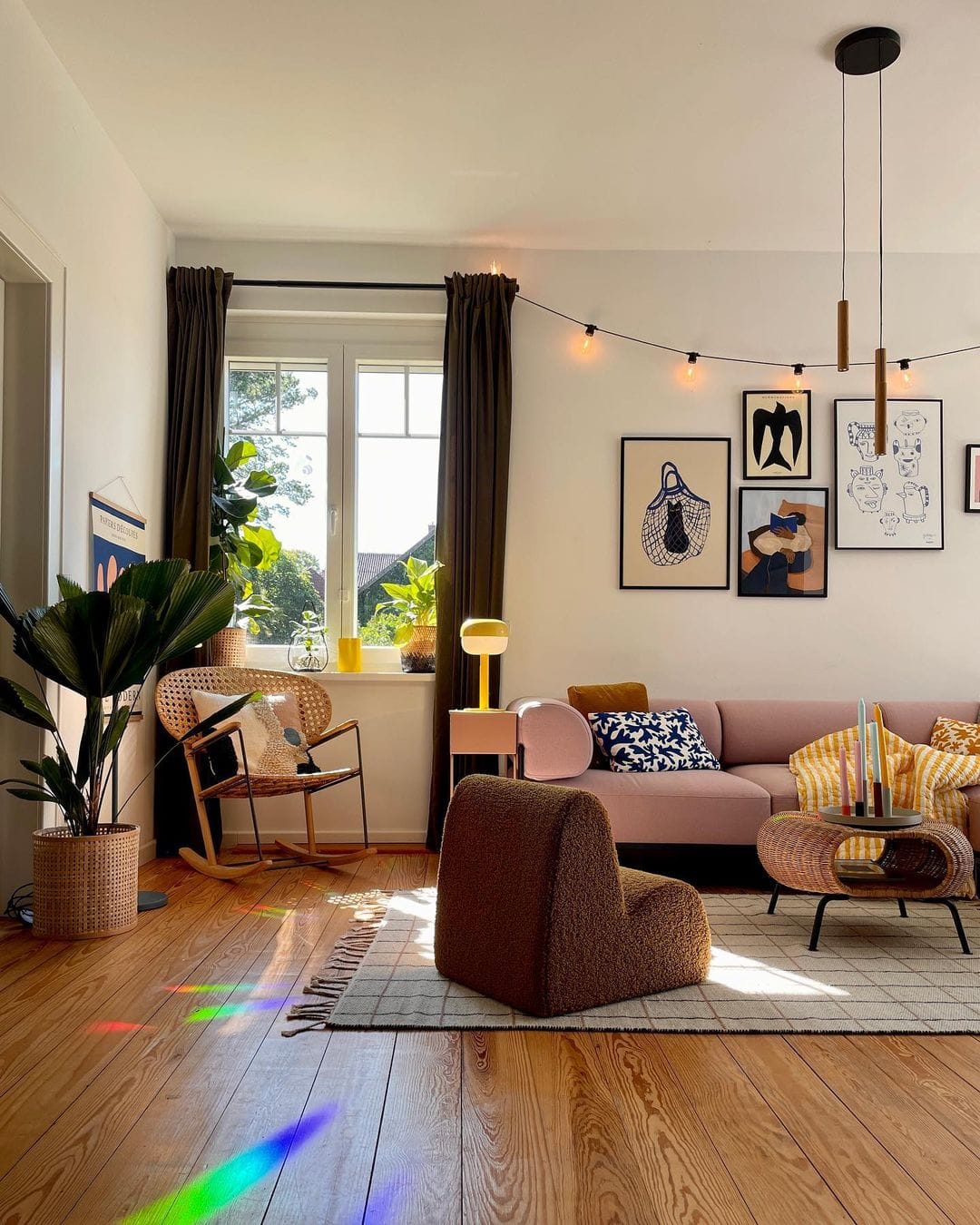 Trendy decor apartment with eclectic mix of colors and art pieces featured in "Timeless vs. Trendy Decor" 