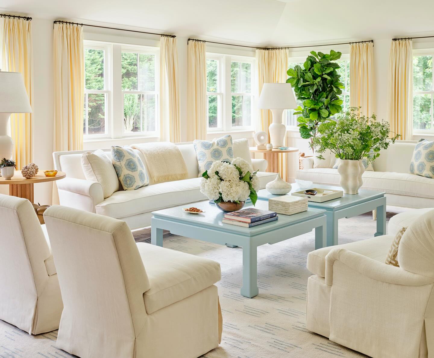 timeless vs. trendy decor living room with coastal style elements featured in "Timeless vs. Trendy Decor" 