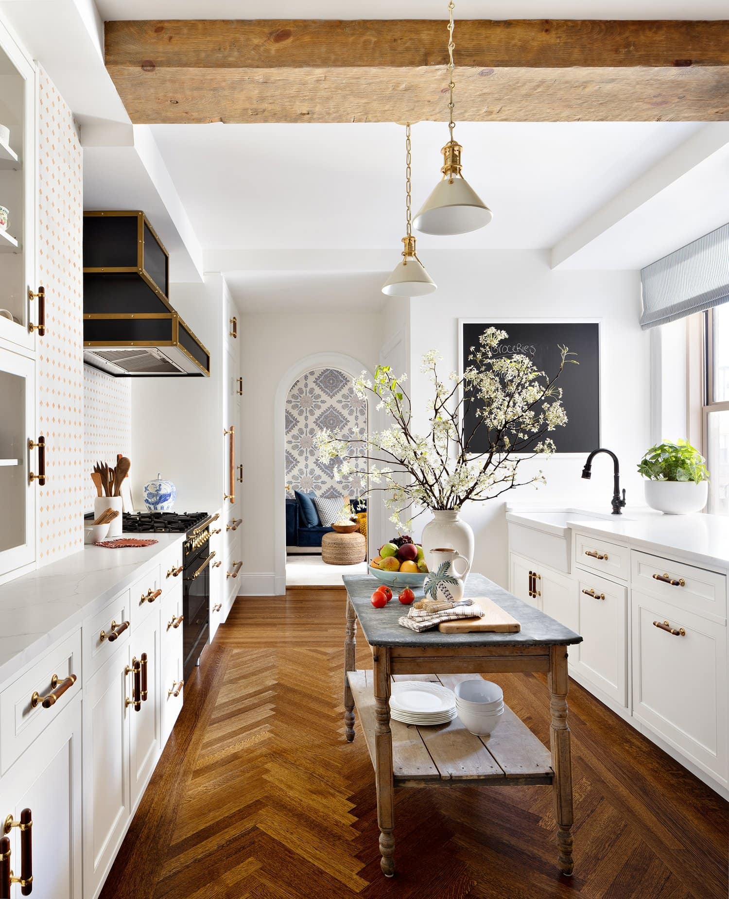 Luxury interior design from Ariel Okin interior design project riverside drive featuring traditional kitchen