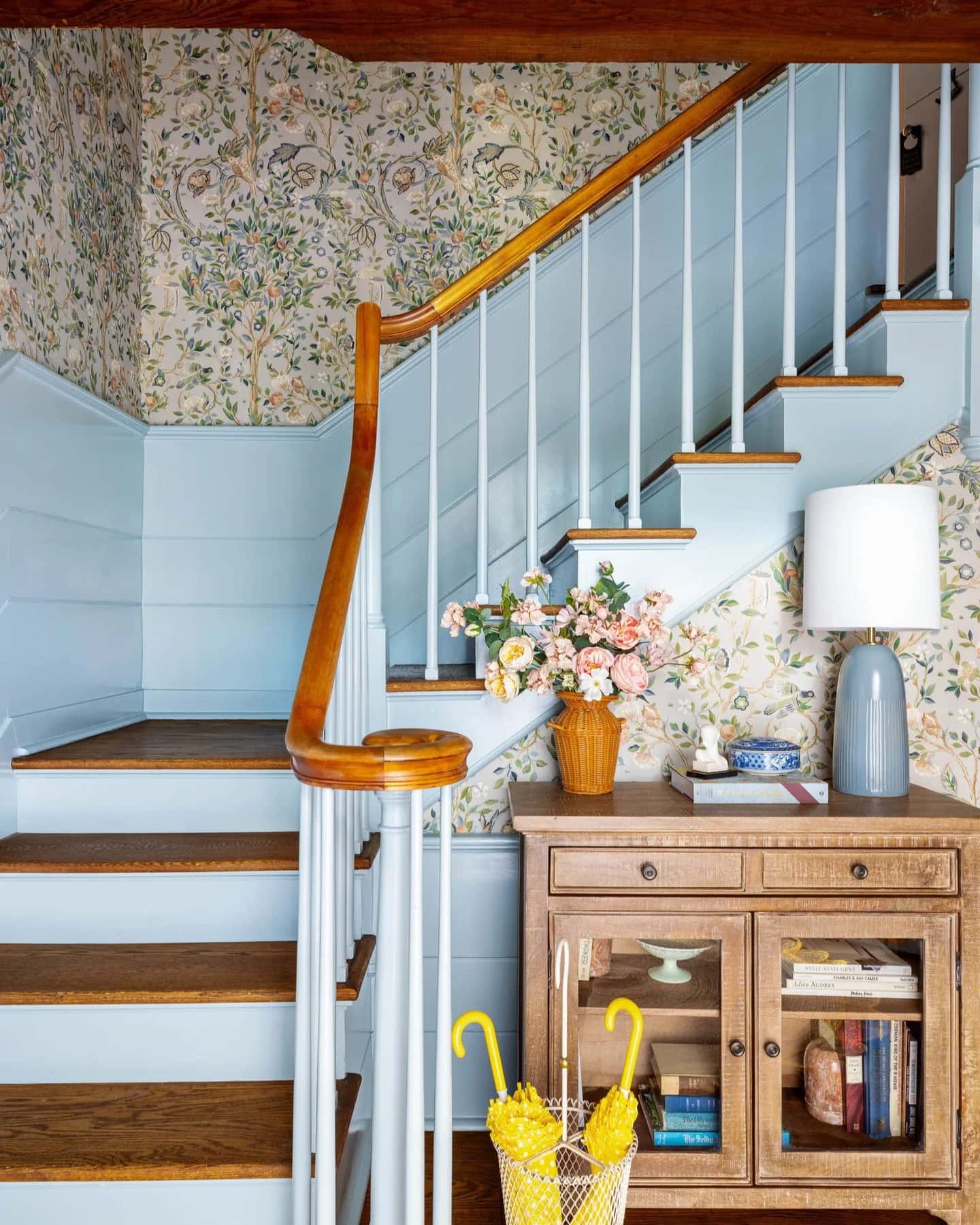 example of mixing patterns and textures in a traditional staircase
