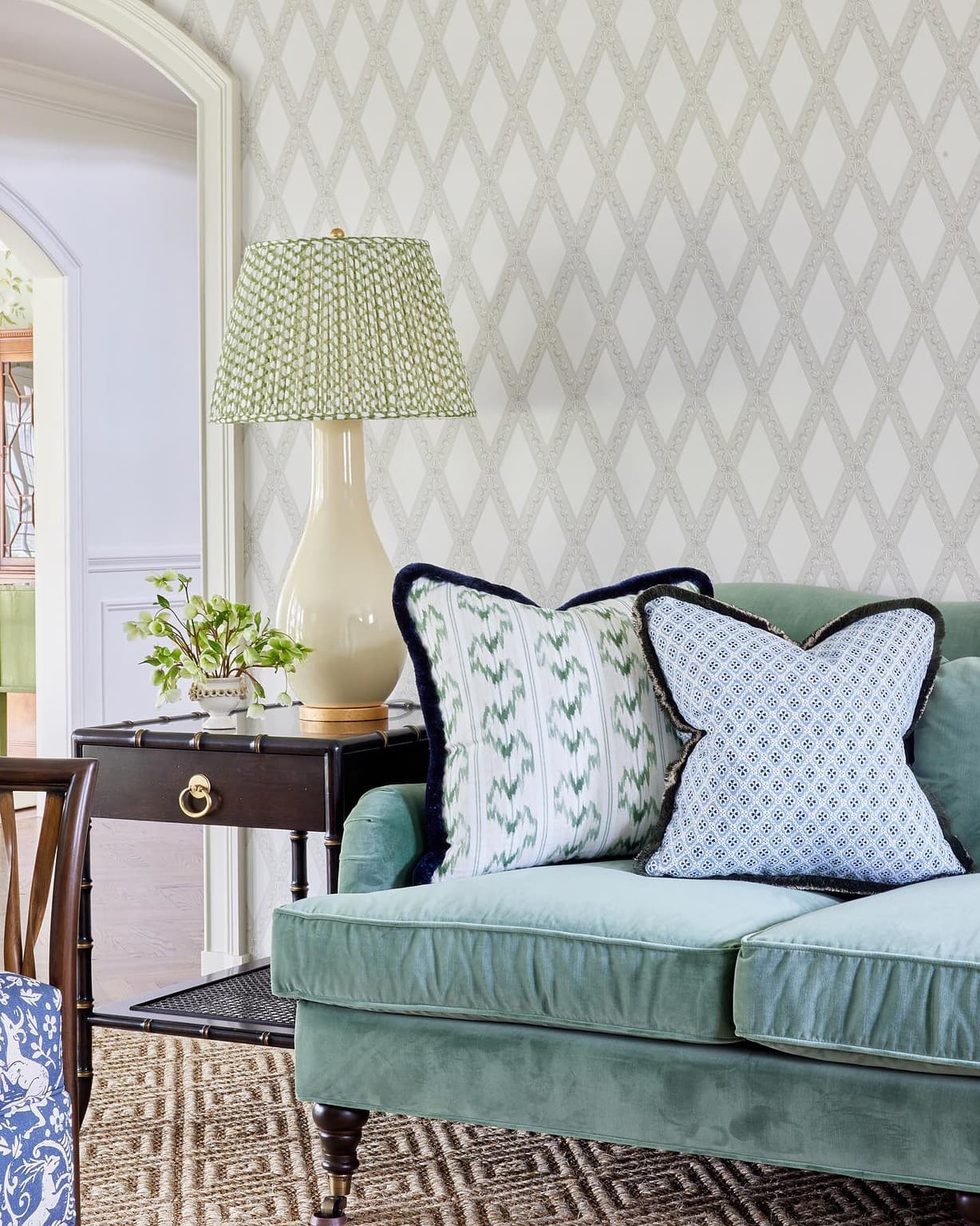 The Magic Of Mixing Patterns and Textures with Confidence - shabbyfufu.com