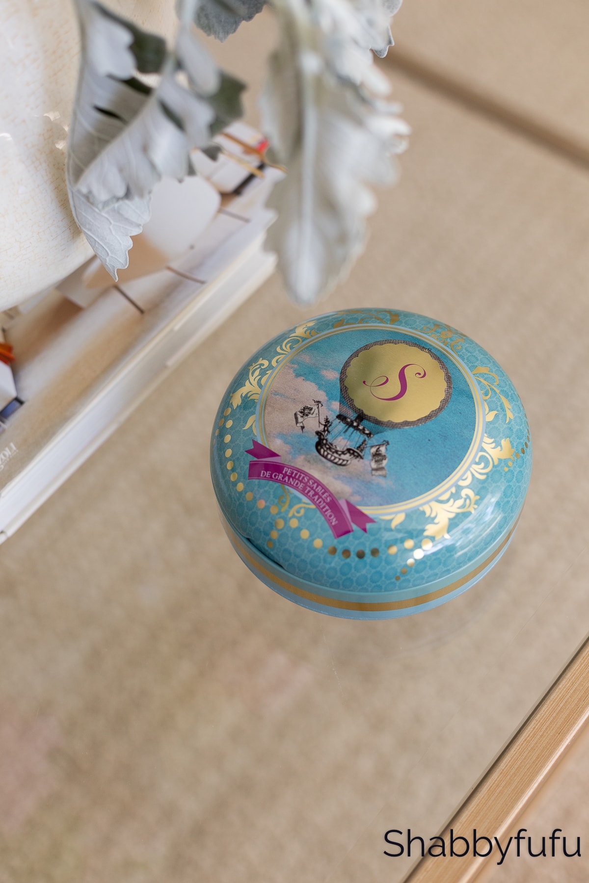 small French lidded box