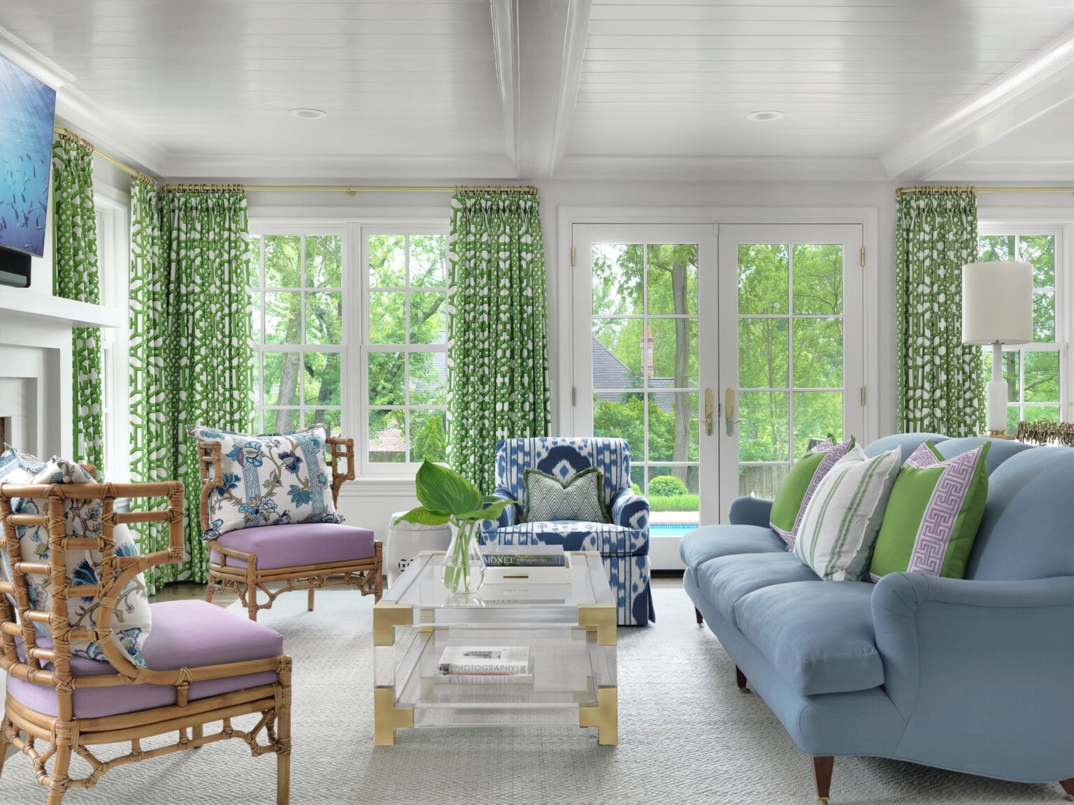 Amy Studebaker interior design featuring a colorful living room