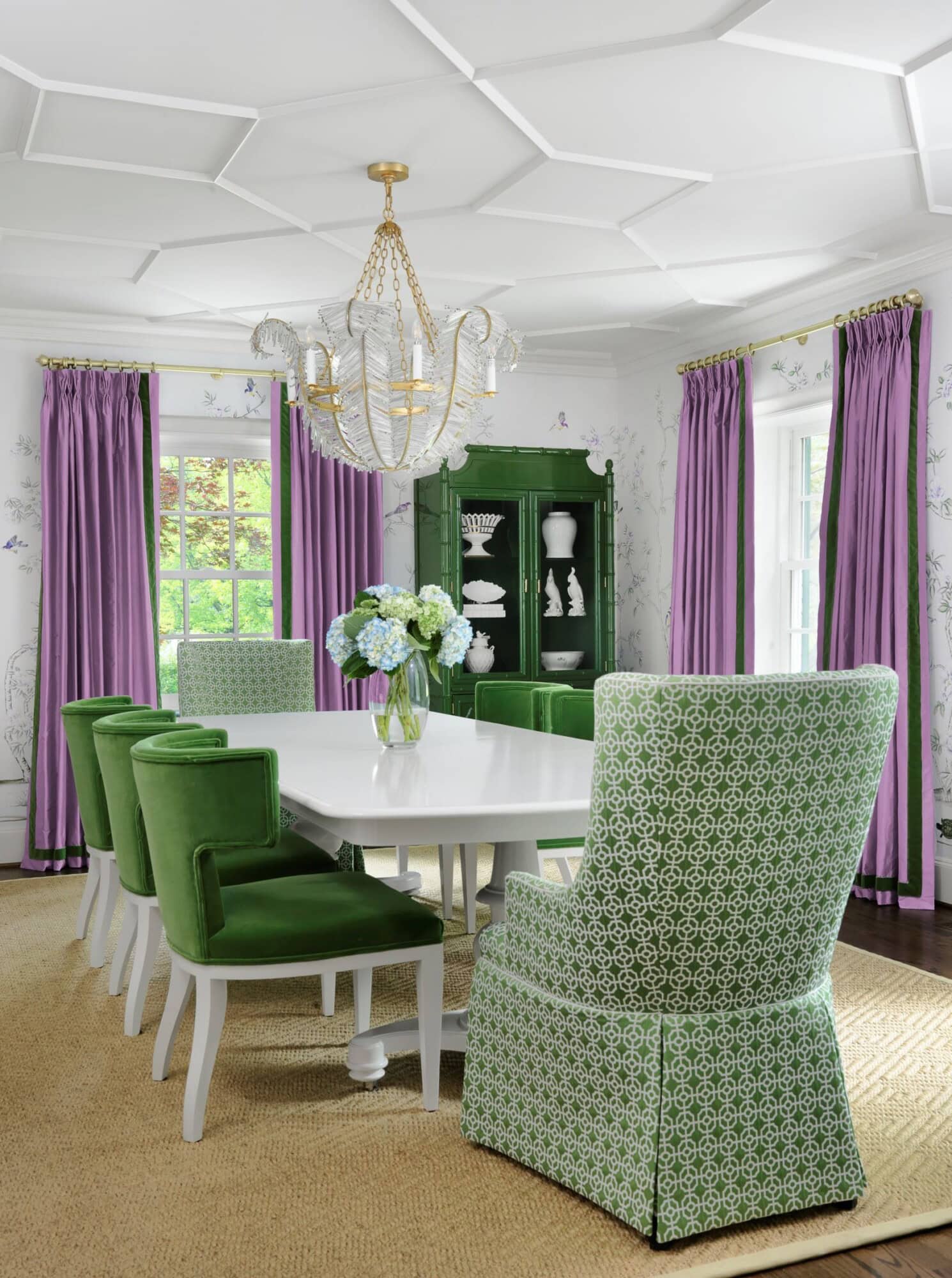 Amy Studebaker interior design featuring a traditional colorful dining room