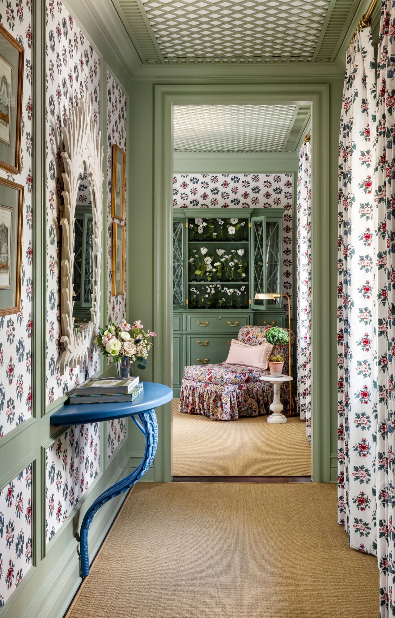 Amy Studebaker interior design featuring a traditional whimsical entryway