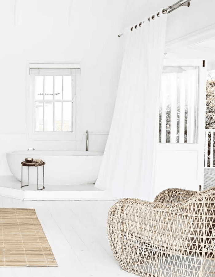 Minimalist decor for summer idea featuring tropical white bathroom