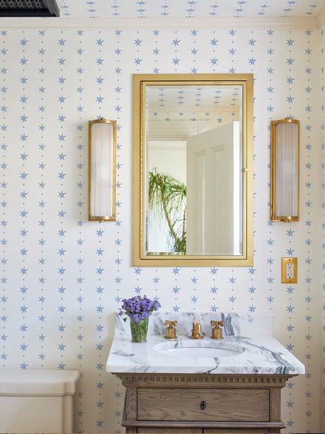 Budget bathroom remodeling ideas featuring sleek style