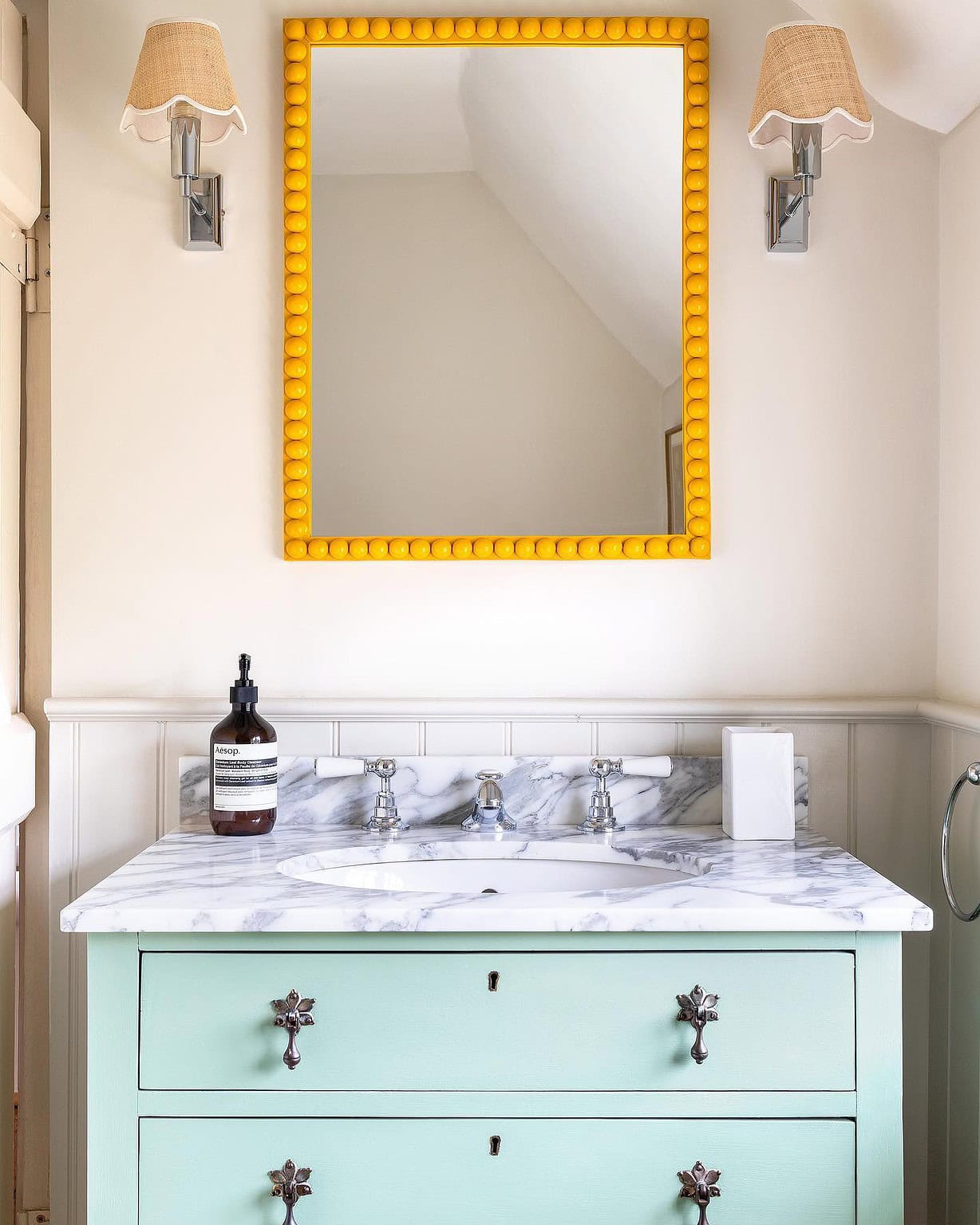 16 Awesome Budget Bathroom Remodeling Ideas - shabbyfufu.com