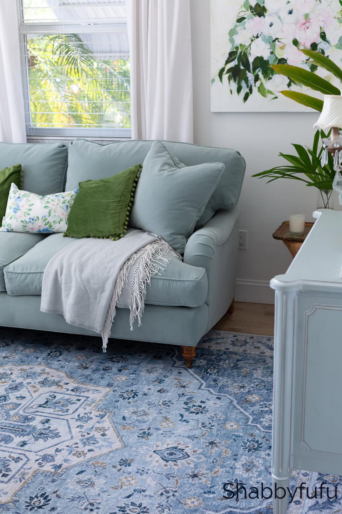 Living Room & Patio Decorating Ideas, A Spritzer Recipe & More! Home Style Saturdays 409