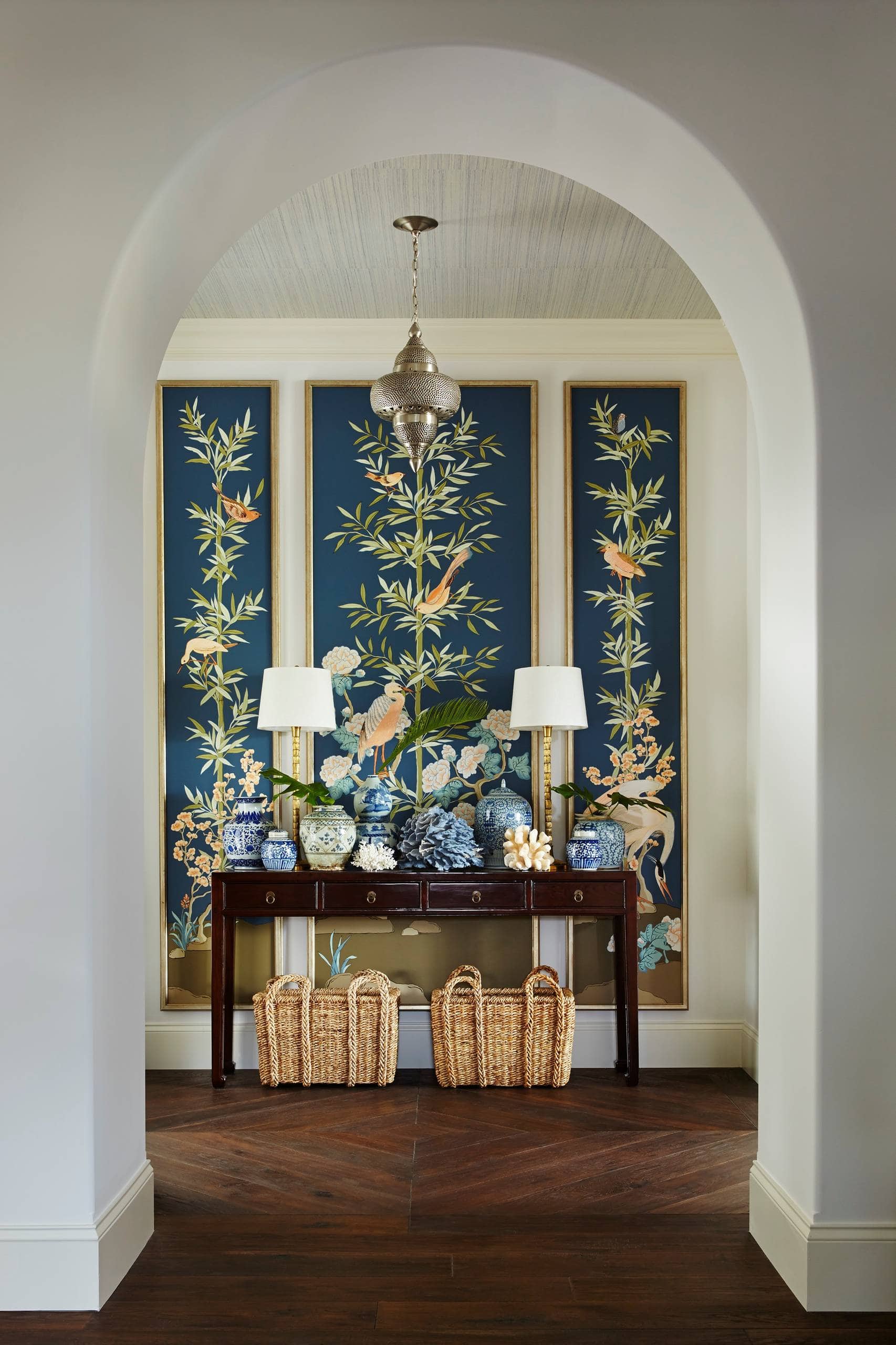 Example of palm beach inspired foyer decorating ideas