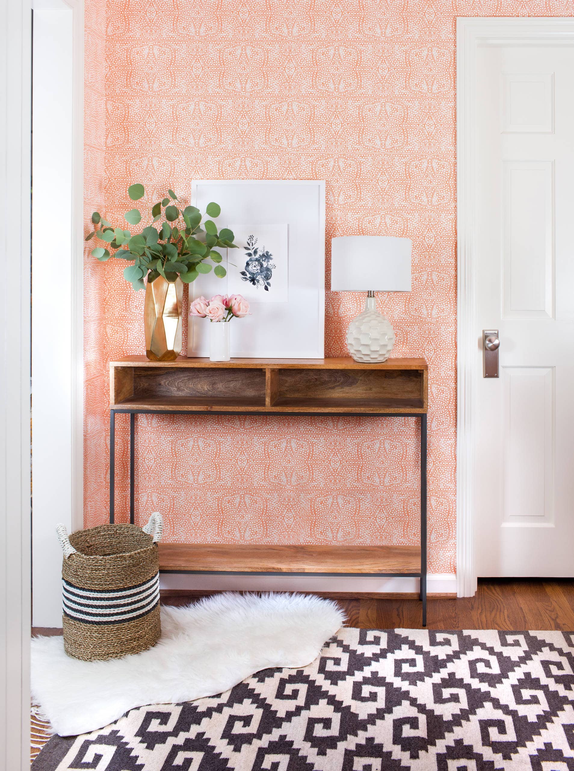 Example of contemporary foyer decorating ideas