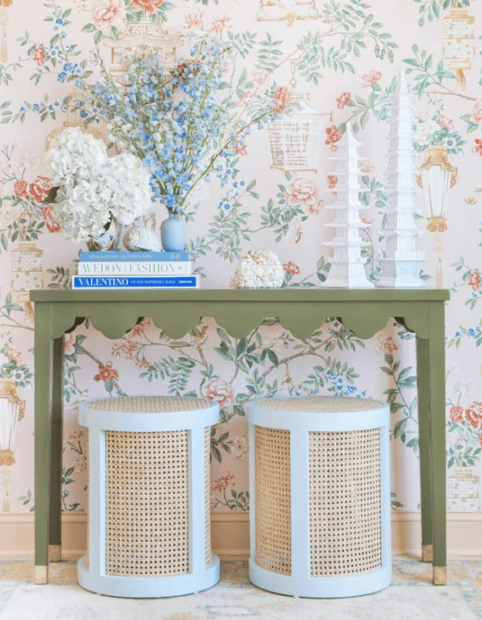 Example of romantic and whimsical foyer decorating ideas
